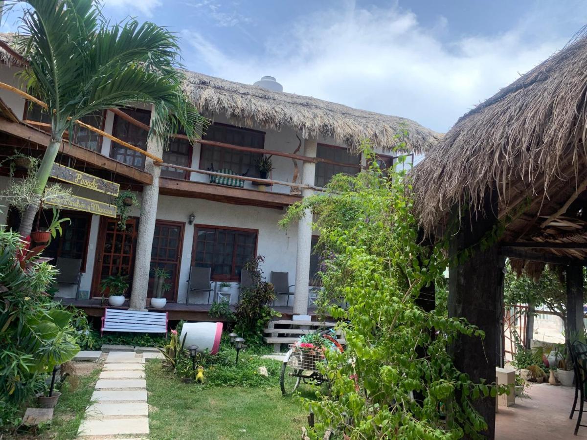 Don Panchon Y Maruxa Hotell Isla Holbox Exteriör bild