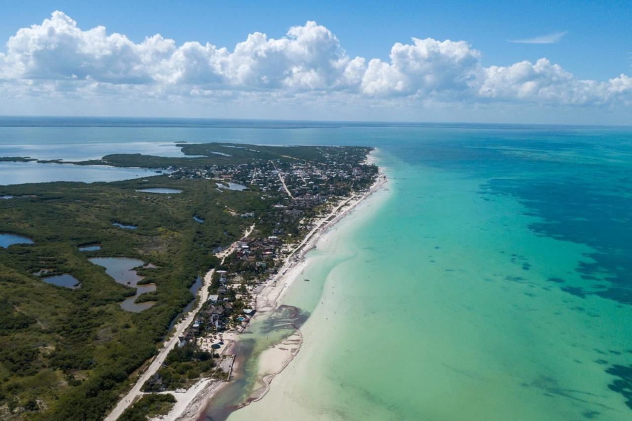 Don Panchon Y Maruxa Hotell Isla Holbox Exteriör bild